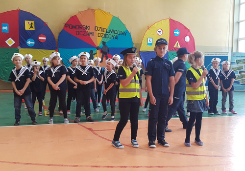 Pomorski dzielnicowy oczami dziecka - inauguracja projektu w Sztutowie
